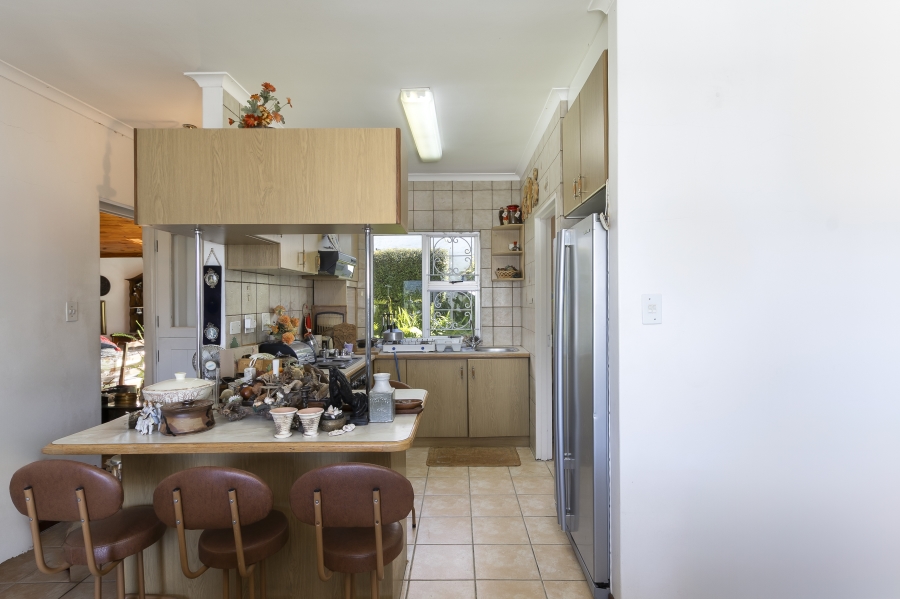 5 Bedroom Property for Sale in Lochnerhof Western Cape